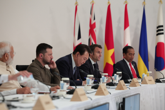 [νø G7 ȸ] `ĵ ȸ` ѹ  ϼ ׷̵  